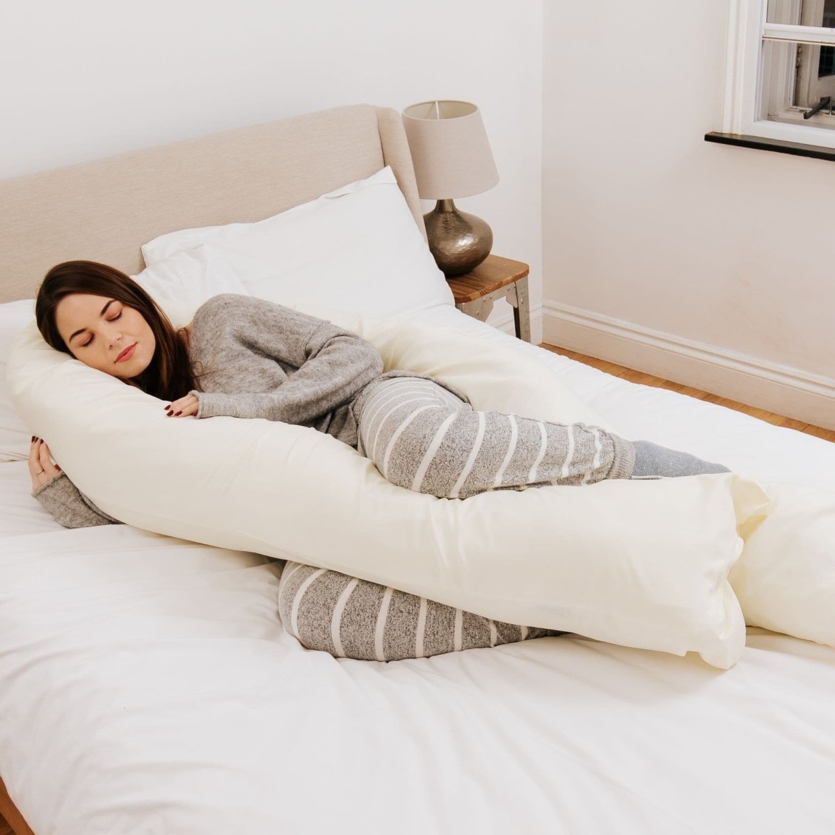 12 Ft Maternity Pillow And Case - Cream