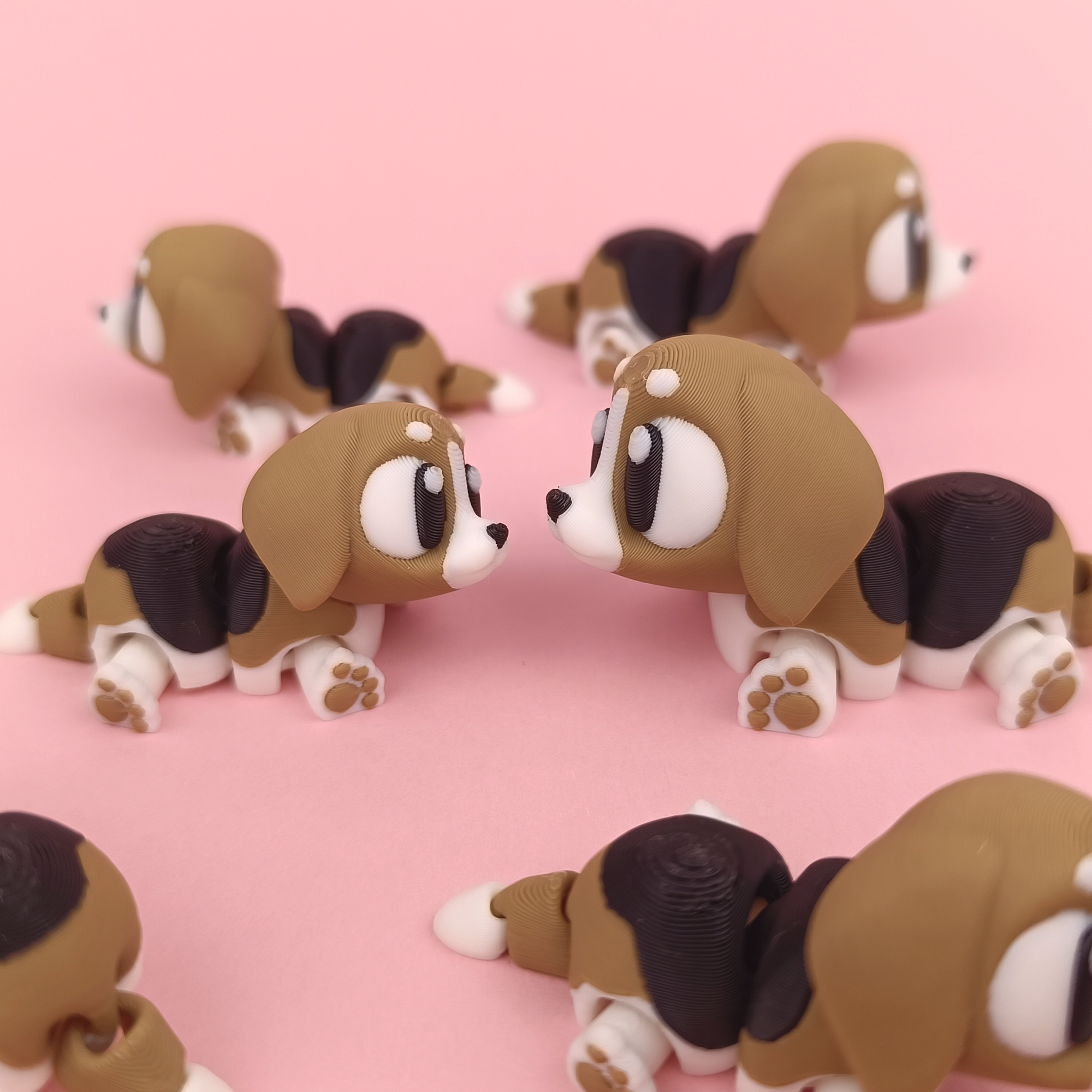 3D Printed Flexi Beagle Dog | Articulated Fidget Toy | Cute Desk Buddy | Keychain | Keyring Gift for Dog Lovers