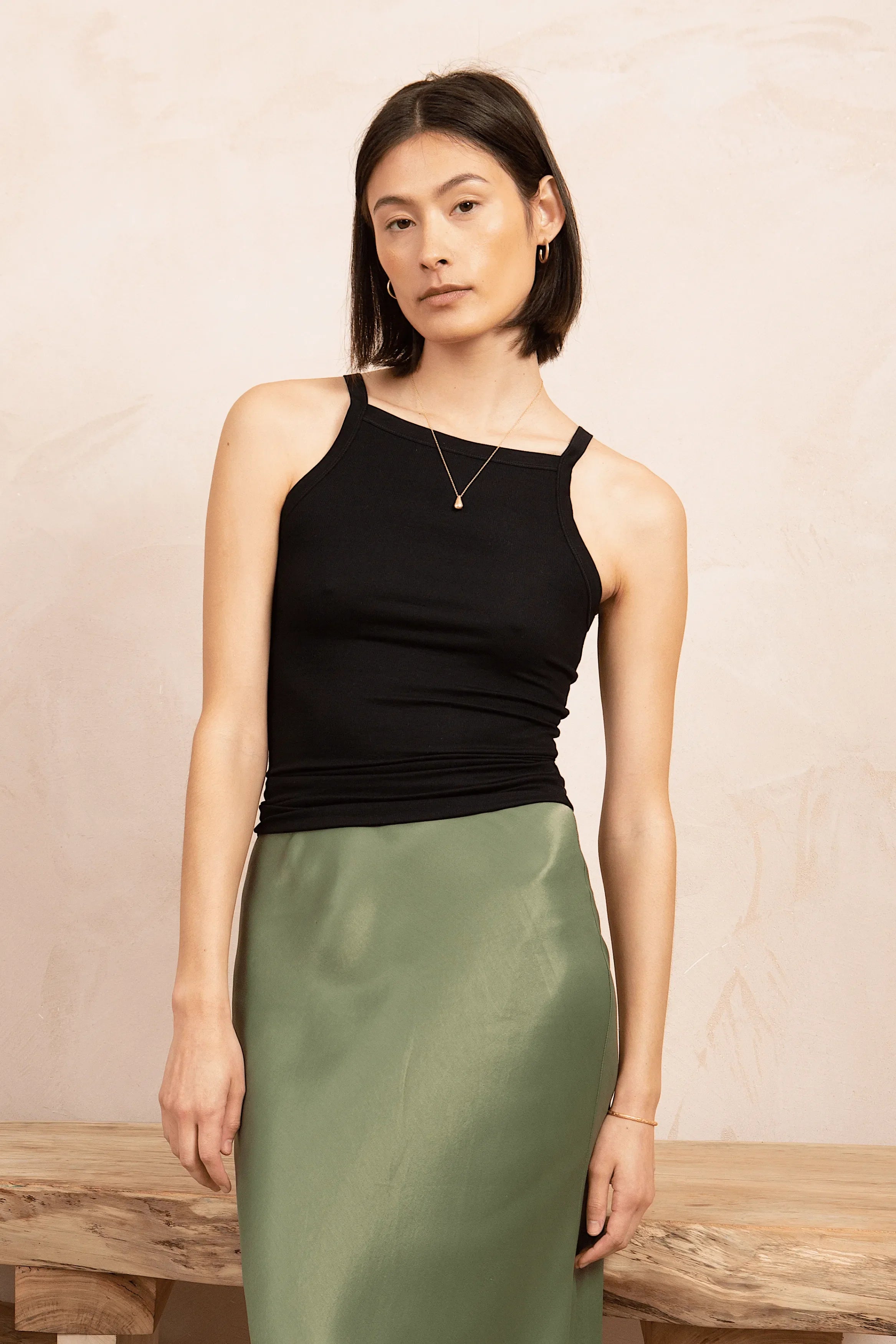 High Neck Tank