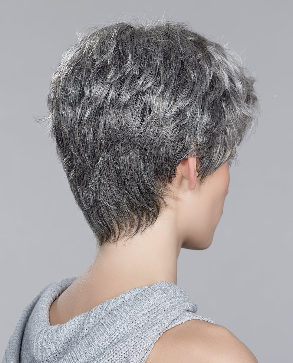 Foxy by Ellen Wille • Hairpower Collection