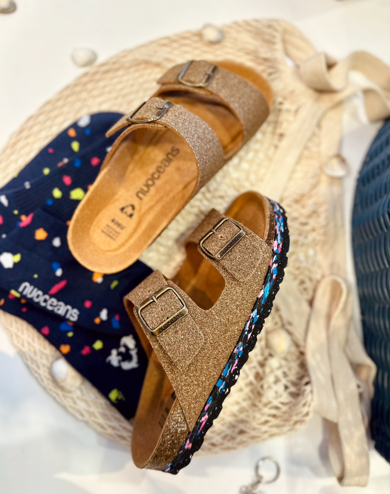 COCO | Sandal Palm Brown